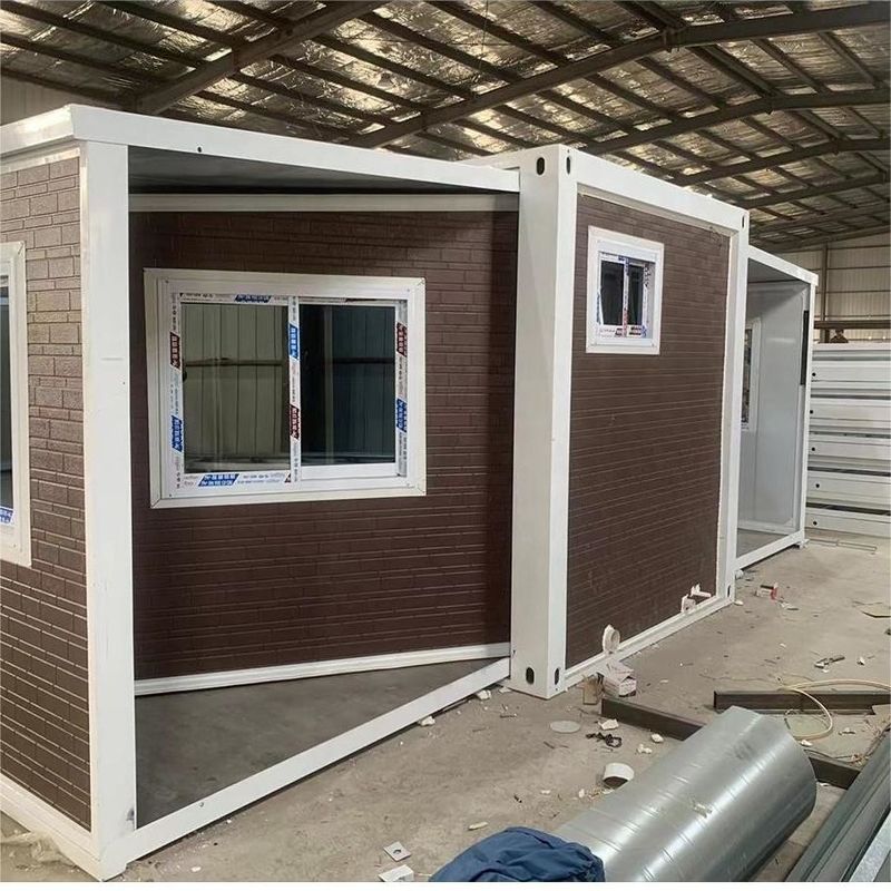 Brande 20/40Ft Konteyner Genişletilebilir Prefabrik Ev 5 Yatak Odalı taşınabilir konteyner evleri saklama kabı evleri