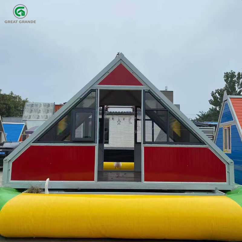 Kamp ve Açık Hava Etkinlikleri İçin Galvanizli Çelik Katlanır Prefabrik Üçgen Ev Kırmızı