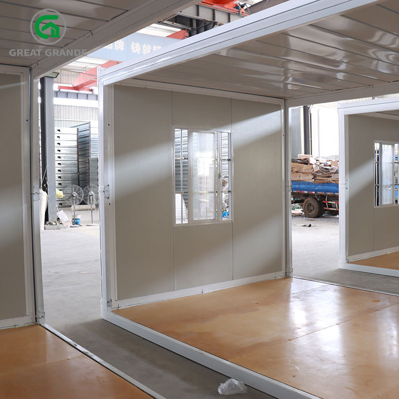 Prefabrik Katlanır Konteyner Ev Ön Duvar Çift Kapı Hırsızlığa Karşı Çelik Kapı