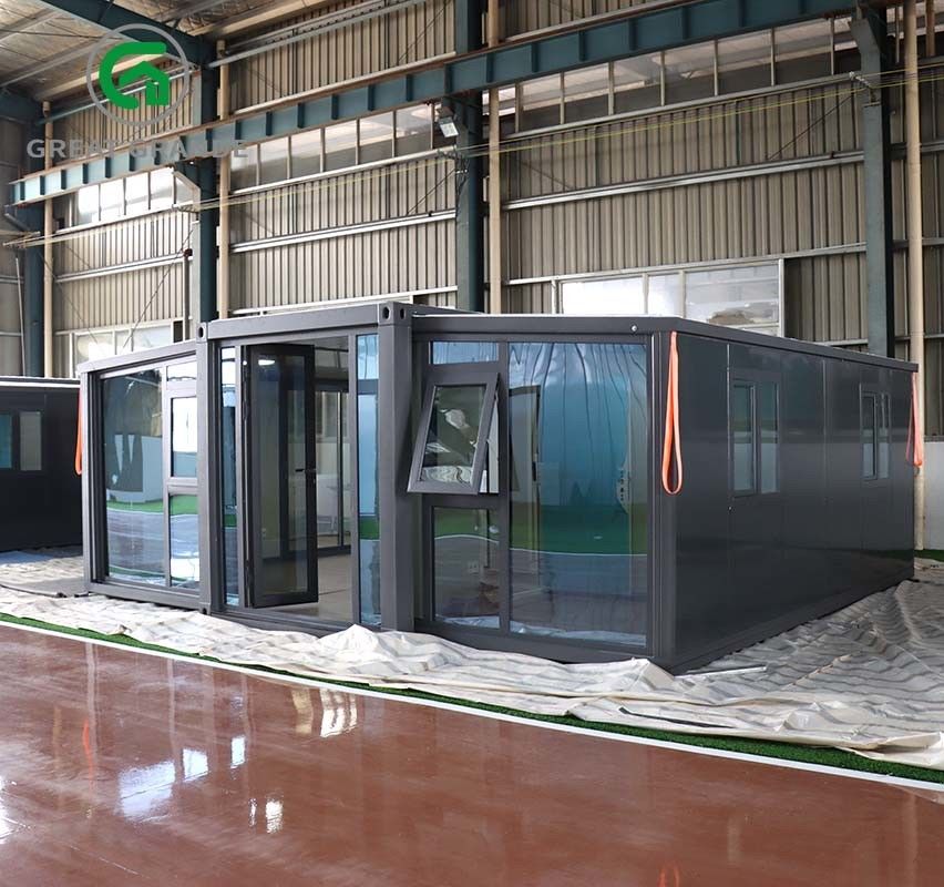 20FT Genişletilebilir Konteyner Ev tasarımı Siyah Çerçeve Siyah Duvar Paneli EPS Tempered Glass Kapı
