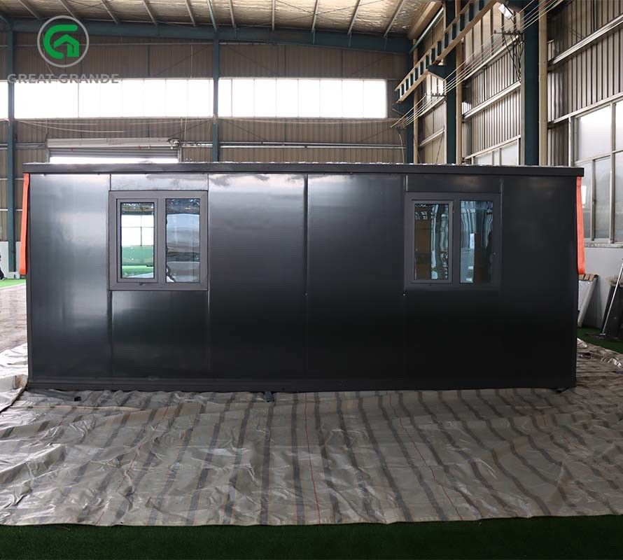 20FT Genişletilebilir Konteyner Ev tasarımı Siyah Çerçeve Siyah Duvar Paneli EPS Tempered Glass Kapı